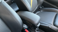 MINI Hatchback 1.5 Cooper Classic 3dr Auto [Comfort/Nav Pack] Petrol Hatchback